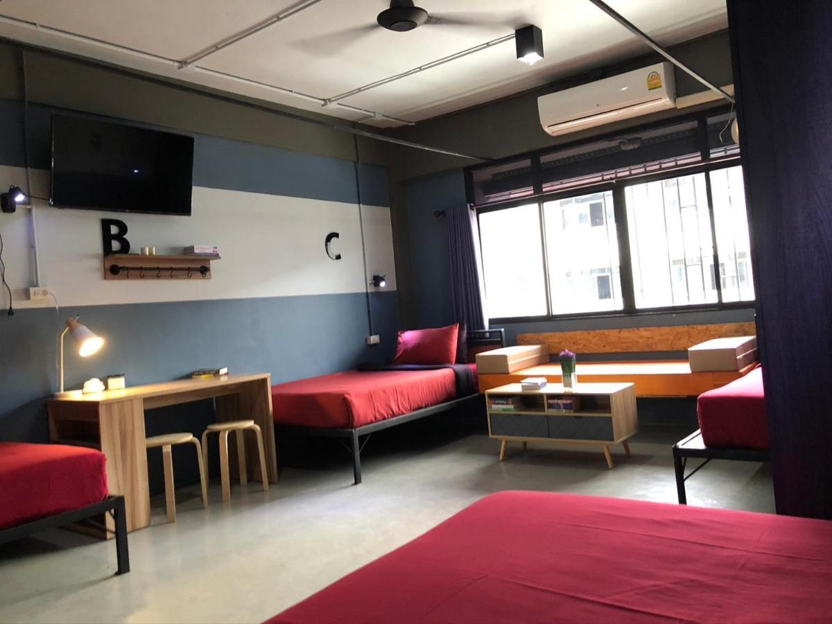 Amity Poshtel Hostel Krabi Luaran gambar