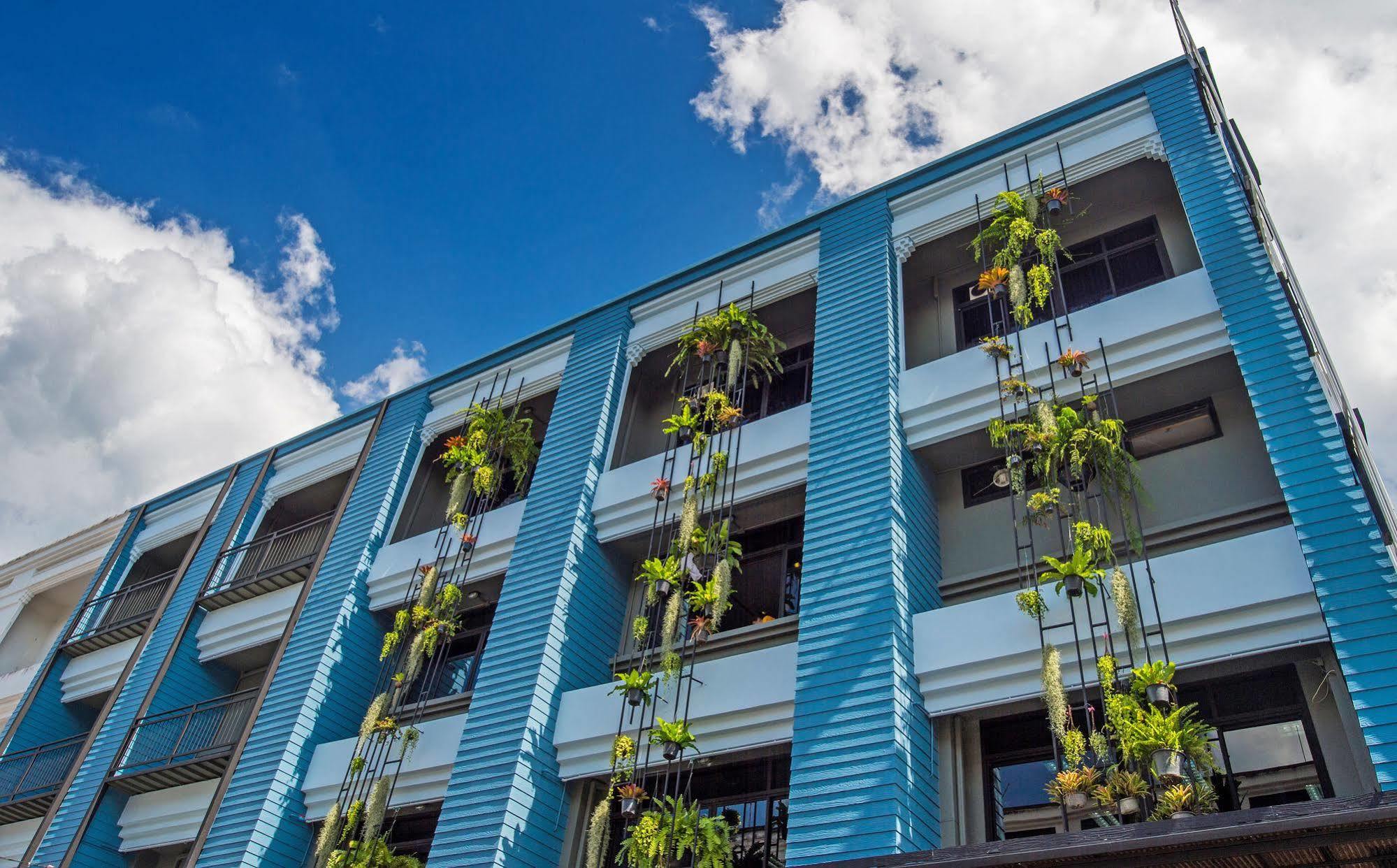 Amity Poshtel Hostel Krabi Luaran gambar