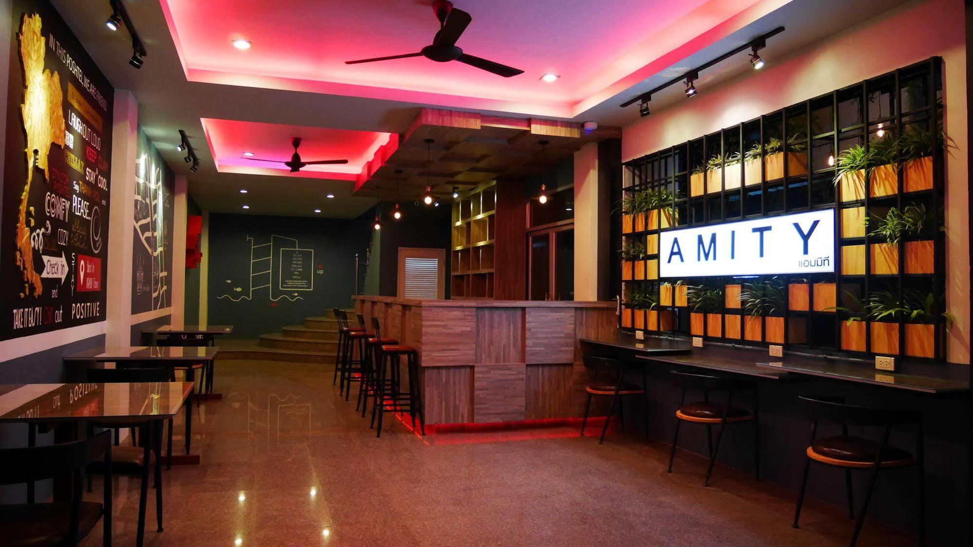 Amity Poshtel Hostel Krabi Luaran gambar